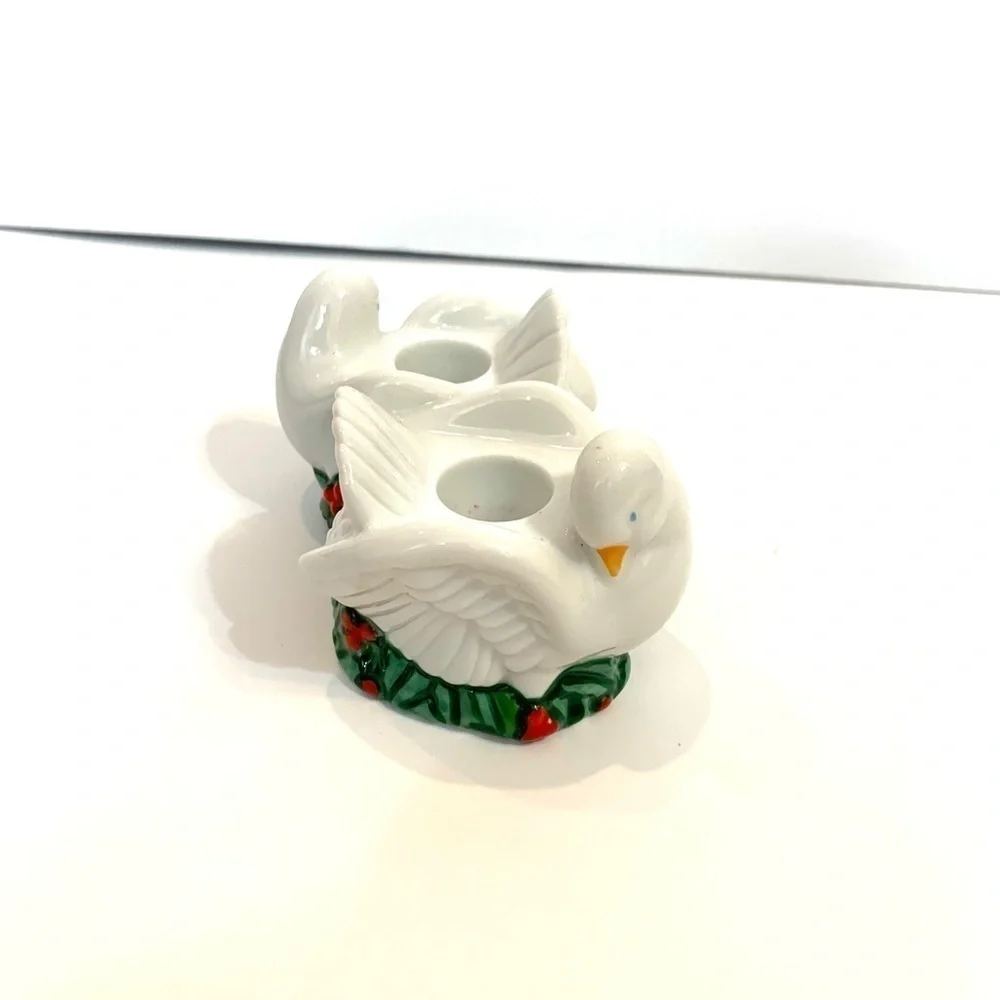 1993 Avon 2 Turtle Doves Taper Candle Holder Christmas